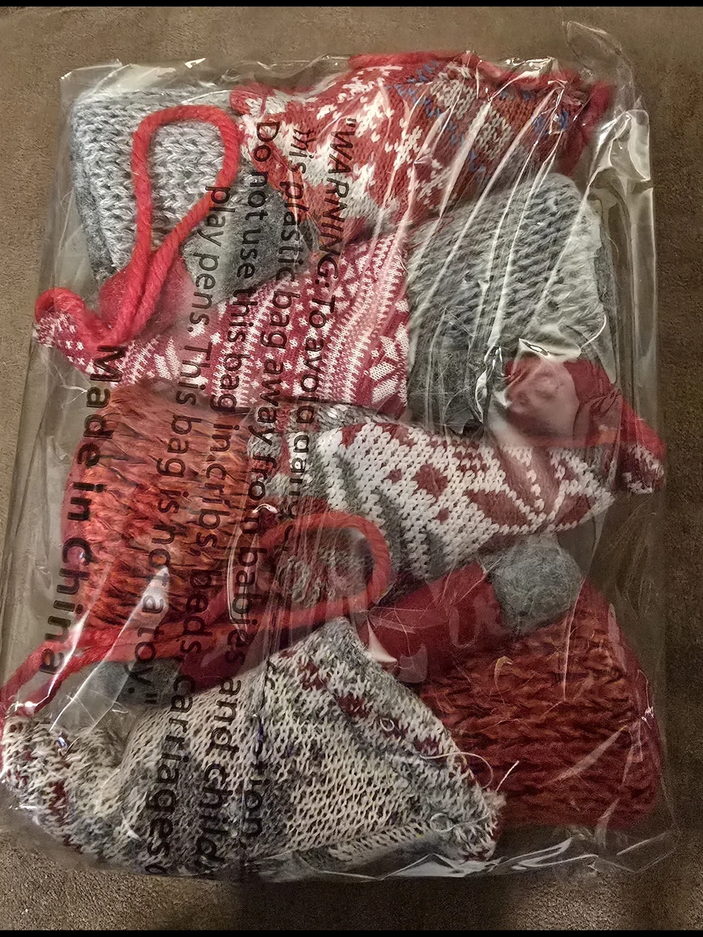 Holiday Knit Gnome Plush Set. Red & Gray Ornaments. 4 Piece Set. NWT.